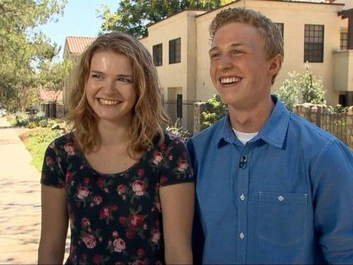 Doi tineri au fost loviţi de fulger. Singurul lucru care i-a salvat: ce făceau în momentul respectiv