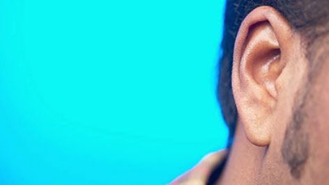 S-a dus la doctor cu o durere de ureche. Când au văzut ce avea înăuntru, medicii au înlemnit!