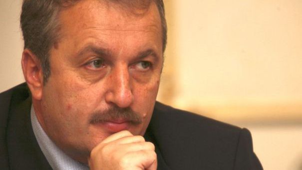 Vasile Dâncu: Politicienii de la noi nu știu la ce folosește politica. Trăim numai anomalii 