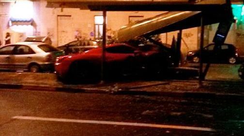 Accident urât, făcut de un fotbalist care s-a urcat băut la volan 