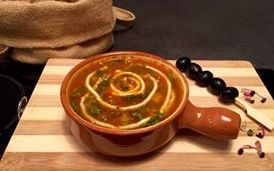 Rețeta zilei: Ciorbă de linte. Sănătoasă și gustoasă