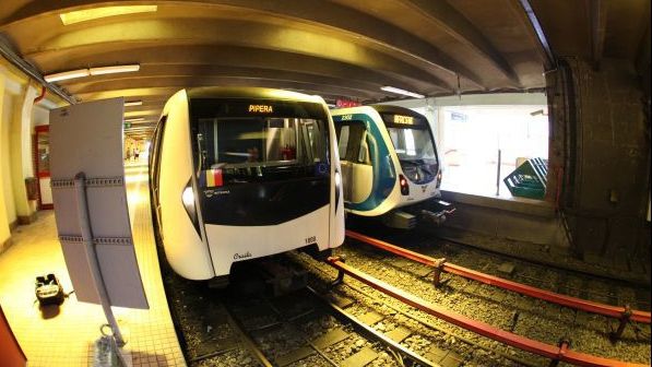 S-a aruncat în faţa metroului, însă a scăpat cu viaţă ca prin minune