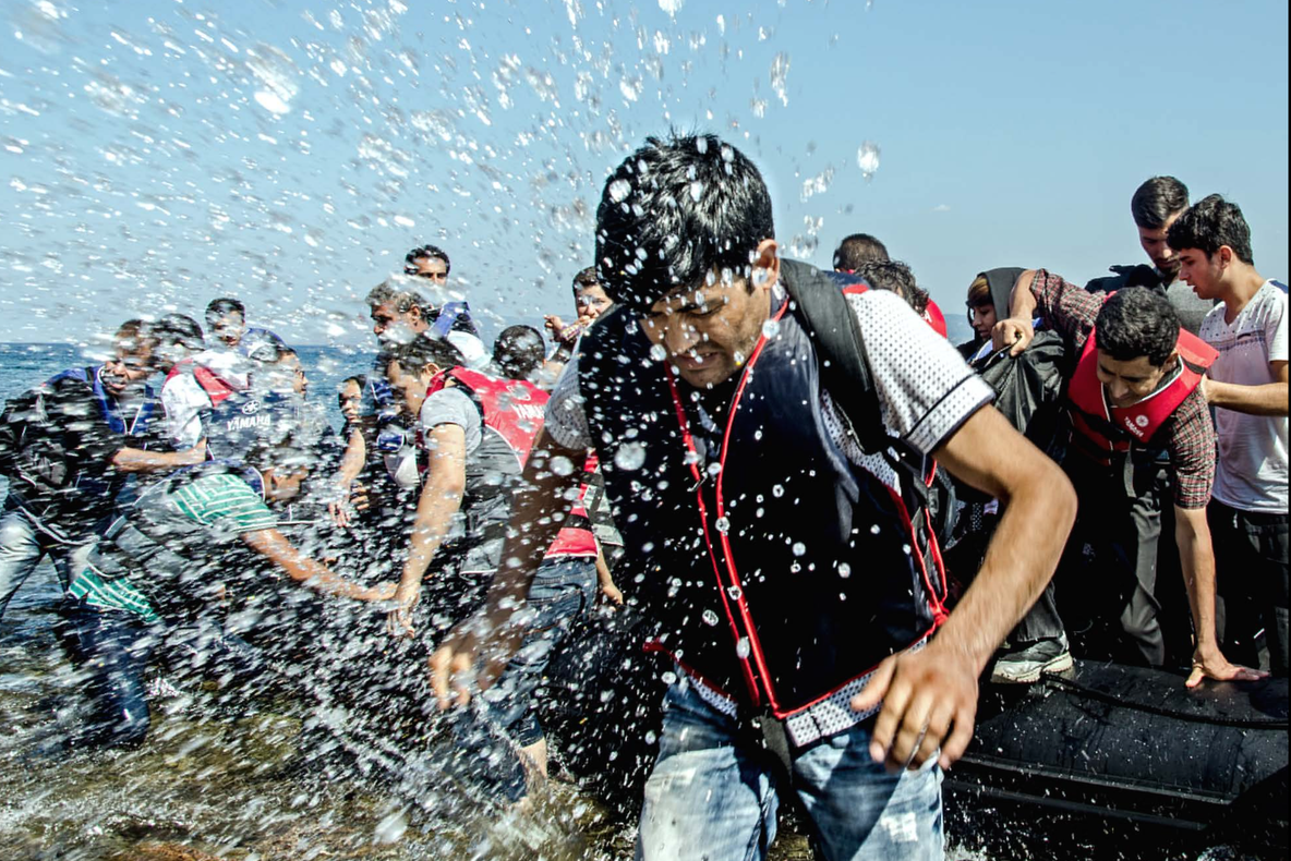 CRIZA IMIGRANȚILOR în imagini: Fotografii emoționante cu iadul prin care trec refugiații