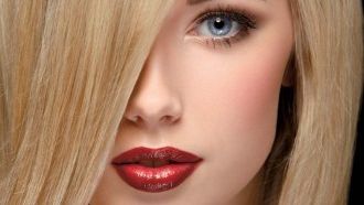 Trucuri pentru a avea buze mai voluminoase