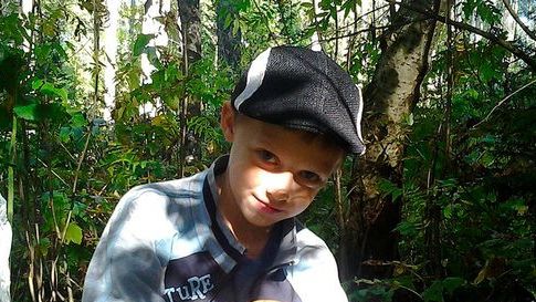 Acest copil se afla în excursie cu şcoala când a făcut o descoperire bizară. Despre ce e vorba