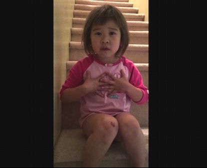 O fetiță de șase ani își consiliază părinții divorțați: ”Vreau să fiți prieteni”