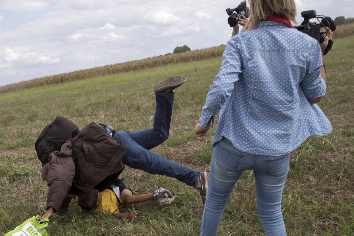 Refugiatul sirian lovit de jurnalista maghiară s-a angajat. Unde va lucra antrenorul de fotbal