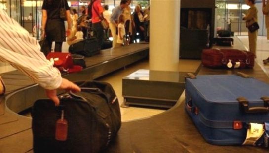 Un elveţian a încercat să scoată din România o adevărată comoară. Ce ascunsese în bagaje