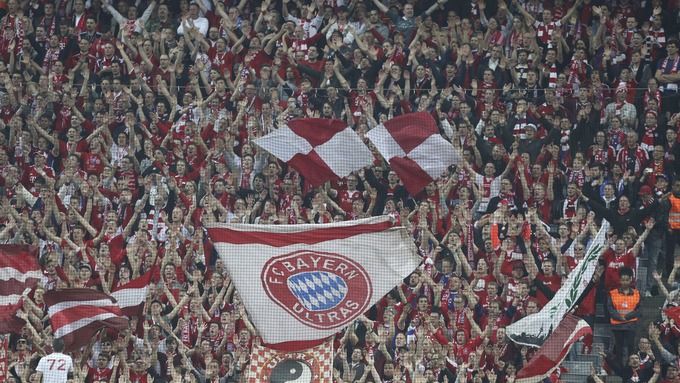 Bayern Munchen donează un milion de euro pentru mâncare și lecții de germană pentru refugiați