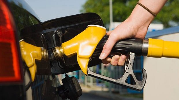 Șoferilor nu le-a venit să creadă. Cum arată benzinăria de unde alimentezi cu bere