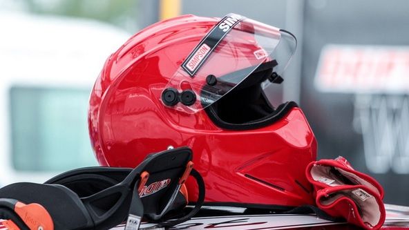 Zi neagră! Anunţul care cutremură o lume întreagă! Inima pilotului a încetat să mai bată