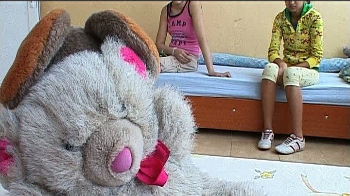 Centru de plasament din Târgu Frumos se desfiinţează. Unde vor ajunge copiii?