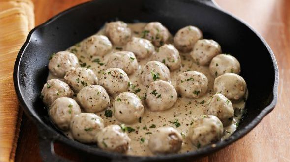 Reţeta de chifteluţe suedeze, ca la IKEA. Care este ingredientul secret
