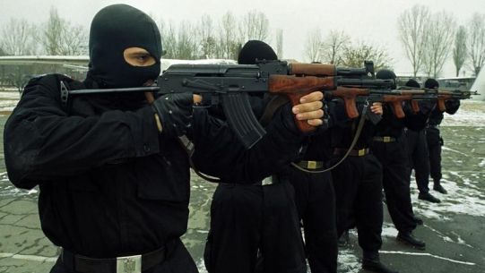 Statul român, prin Romarm, contracte cu off-shore-ul unui traficant de arme sârb 