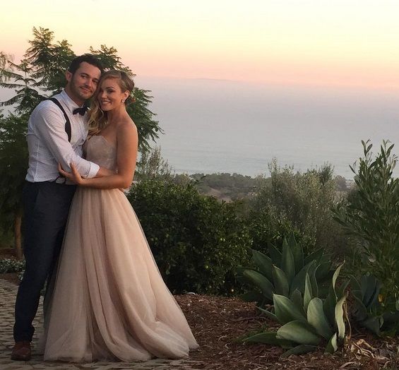 S-a căsătorit cu un magician. Dansul mirilor, de-a dreptul magic 