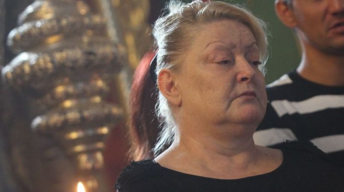 Soţia lui CV Tudor a explicat de ce sicriul cu trupul istoricului a fost scos din cavou