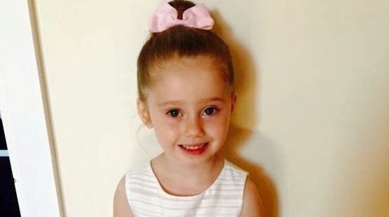 Se juca în curte când a fost muşcată de un păianjen. E înfiorător ce s-a întâmplat apoi