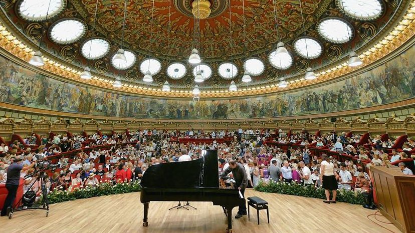 Recitaluri şi evenimente speciale în a şase zi a Festivalului Internaţional "George Enescu"