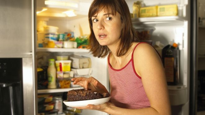 Ţi se face foame, deşi abia ai mâncat? Iată care este explicaţia