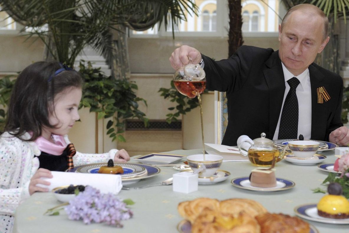 GALERIE FOTO. Cele mai extravagante fotografii cu Vladimir Putin