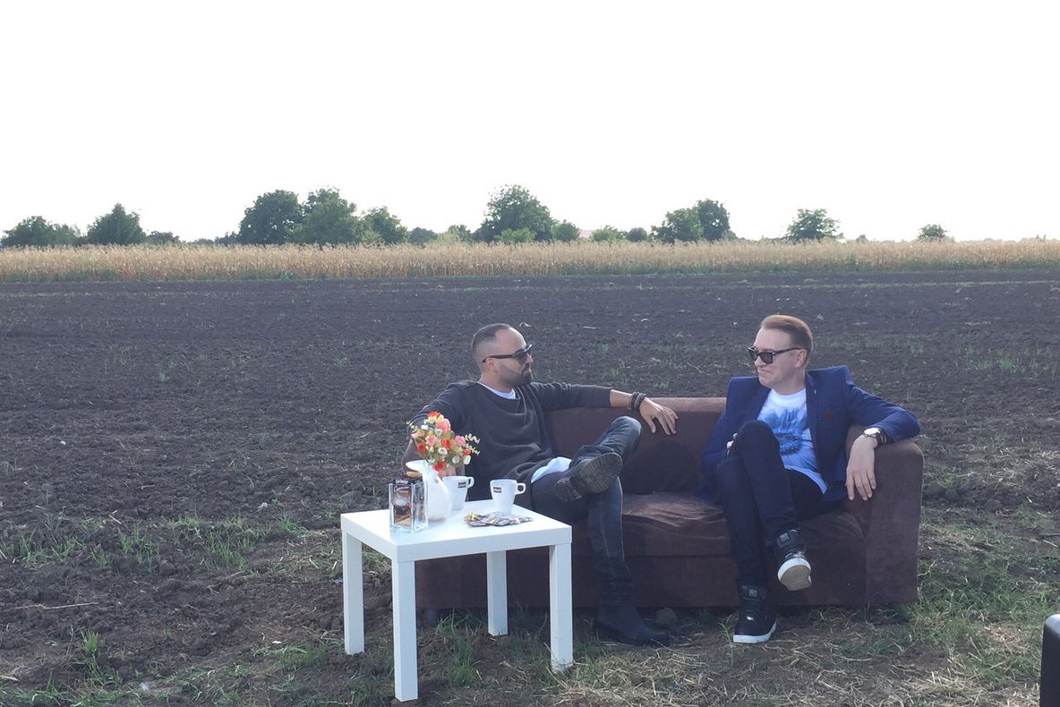 Matteo si Gabriel Cotabita au filmat videoclipul piesei “Ce zi linistita”