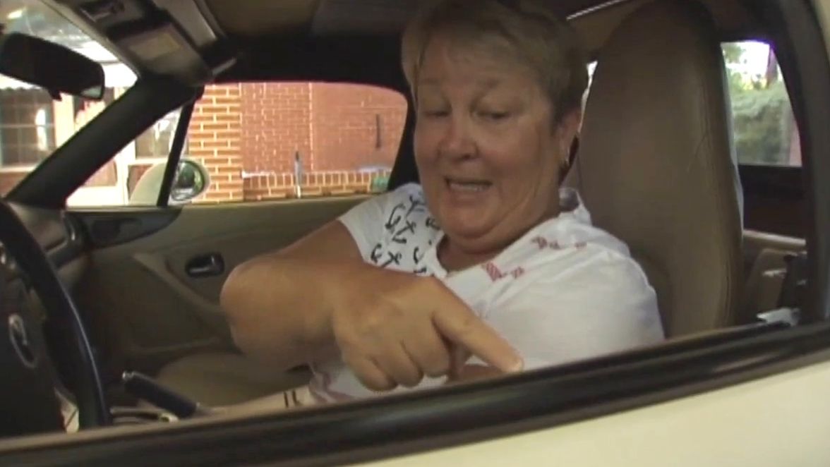 Terifiant: ce a apărut în maşina unei femei, în timp ce conducea. "Doamne, te rog, ajută-mă"