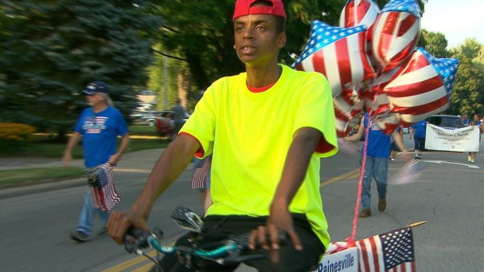 Un judecător nonconformist a devenit viral pe internet. Ce pedepse neobișnuite a dat