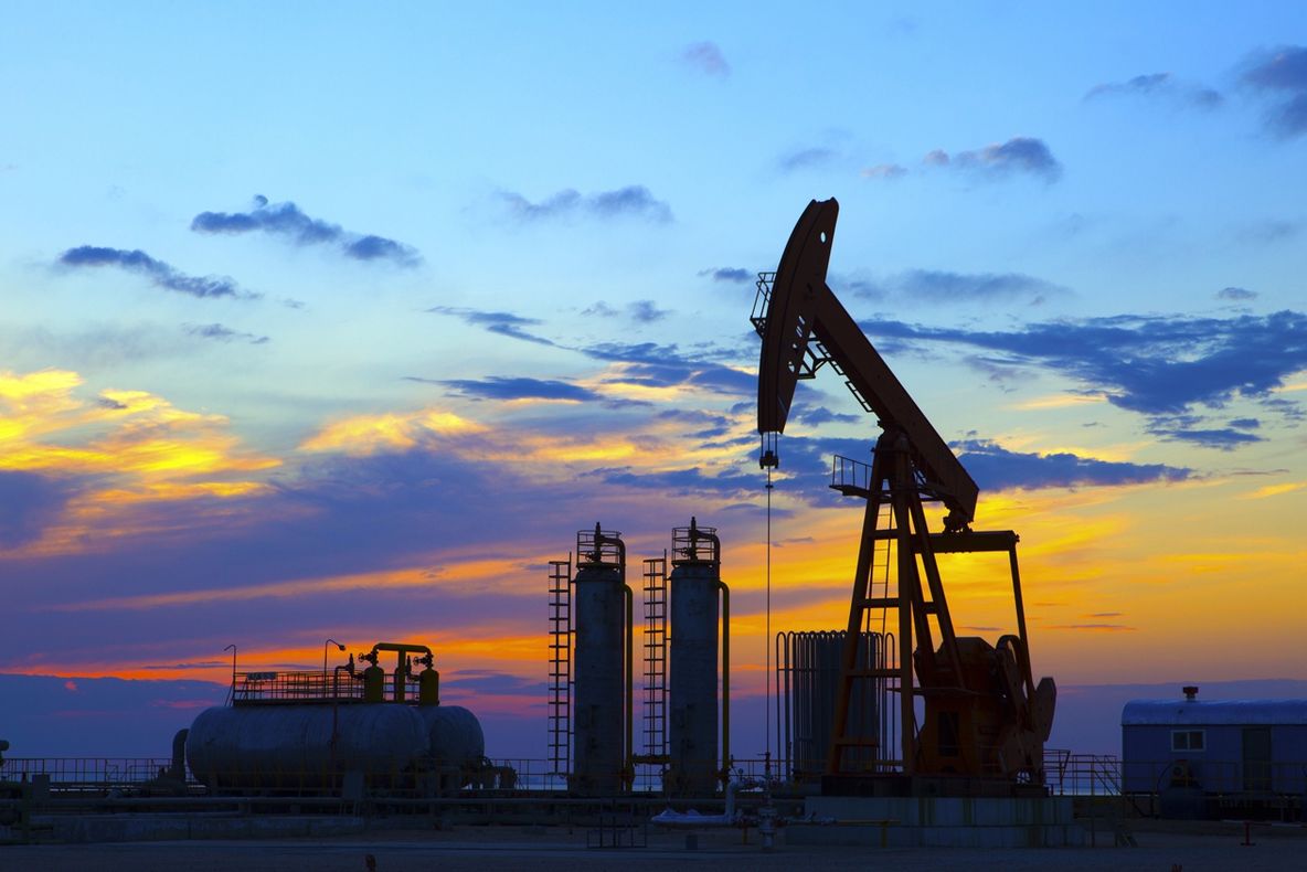 Rusia susține că traficul de petrol al Daesh către Turcia continuă, dar pe alte rute 