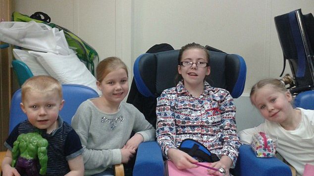 Povestea tragică a fetiţei care a căzut din pat şi a făcut accident vascular. Cum a fost posibil