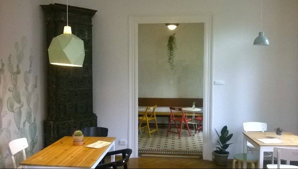 Nou în București: Therapy, cafeneaua terapeutică cu rol de întreprindere socială