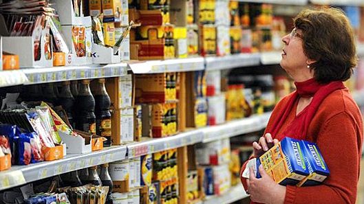 Sărbători tot mai scumpe. Prețurile multor produse vor exploda în decembrie 