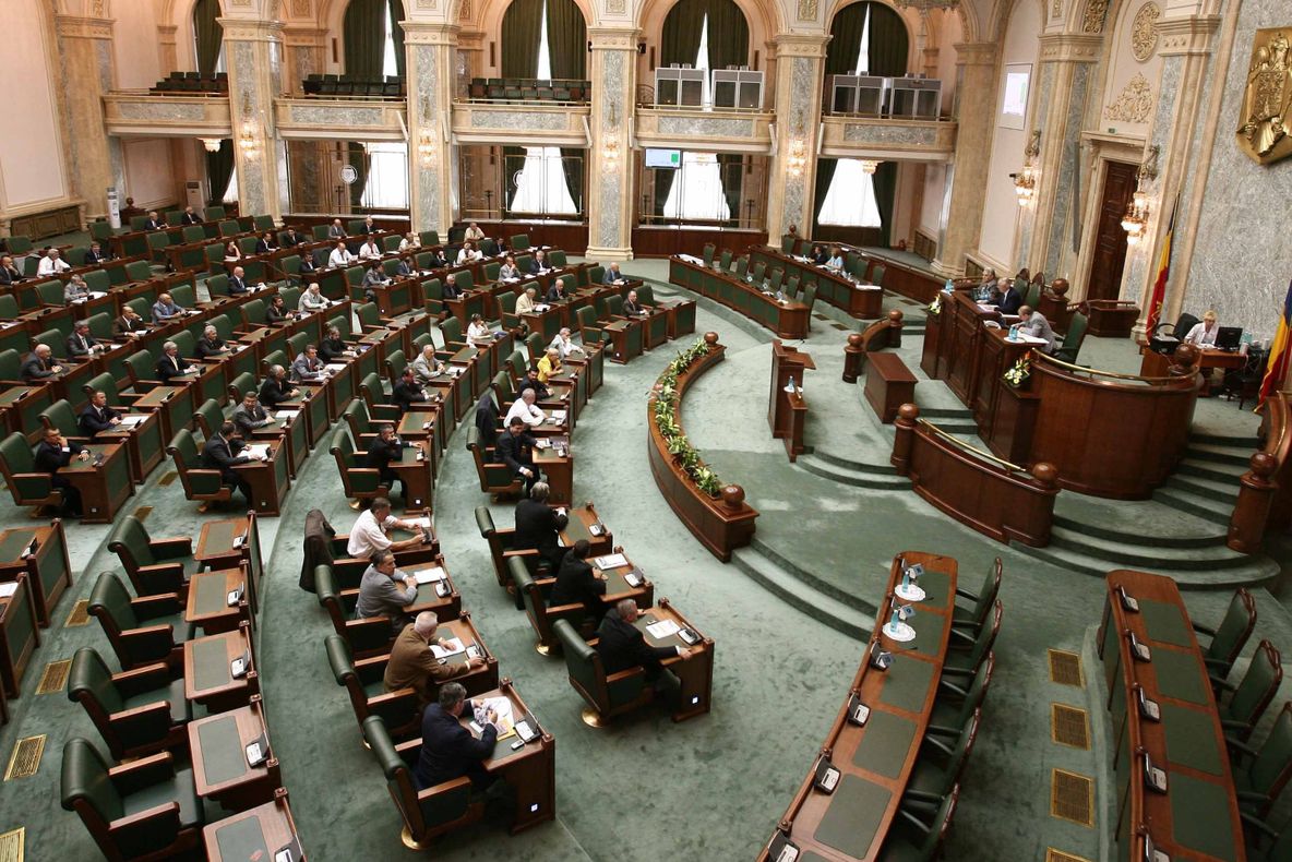 Schimbări majore în PSD și UDMR. Cine sunt noii lideri ai grupurilor senatoriale 