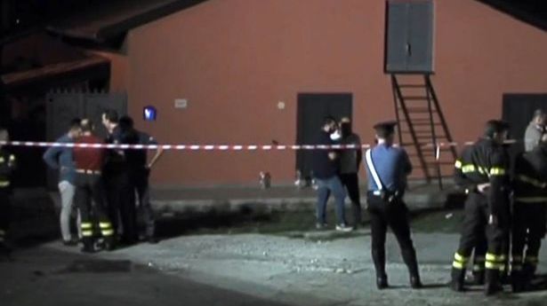 Tragedie în timpul unui spectacol de teatru: doi actori au murit pe scenă, iar un copil a fost rănit