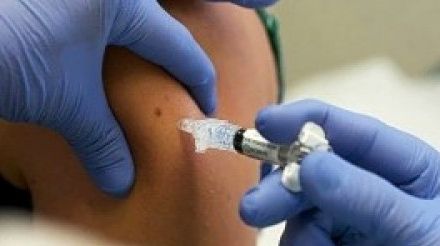 Controale la spitalele din Argeş: A fost distribuit un vaccin neautorizat în Europa