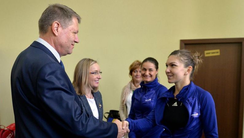Simona Halep a primit un cadou din partea preşedintelui Klaus Iohannis