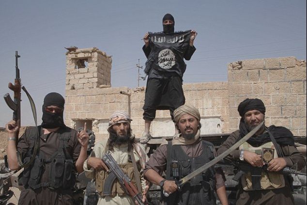 ISIS a executat 70 de oameni într-o singură noapte. Motivul este halucinant