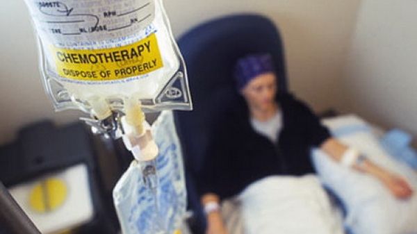 Statistică îngrijorătoare pentru români: ce se întâmplă cu bolnavii de cancer din ţara noastră