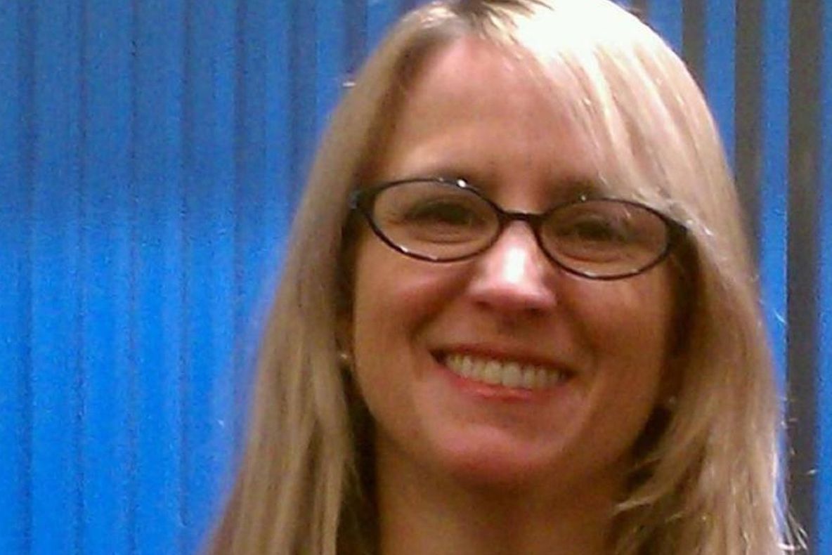 Şi-a dat în judecată nepotul în vârstă de 12 ani, din cauza unei îmbrăţişări. Care e explicaţia     