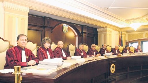 CCR pune la punct statul: Nu mai poate folosi gratis banii contribuabililor 