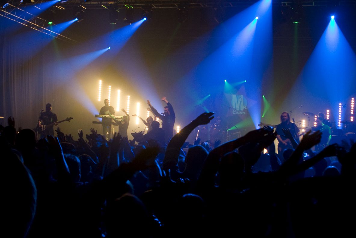 Un celebru cântăreţ american vrea să se mute în Crimeea. Care este motivul