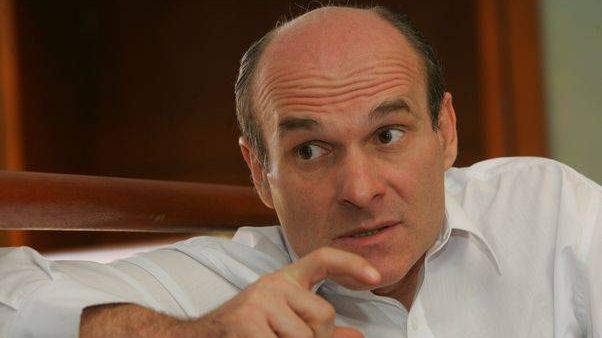 Cristian Tudor Popescu: Klaus Iohannis i-a cerut demisia lui Oprea, "știind că n-o să și-o dea"