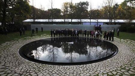 Mesajul revoltător scris pe un monumet din Berlin dedicat romilor ucişi de nazişti