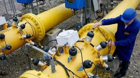 REVOLTĂTOR: România își vinde resursele Austriei pe milioane de lei - Mișcarea-ȘOC a Romgaz