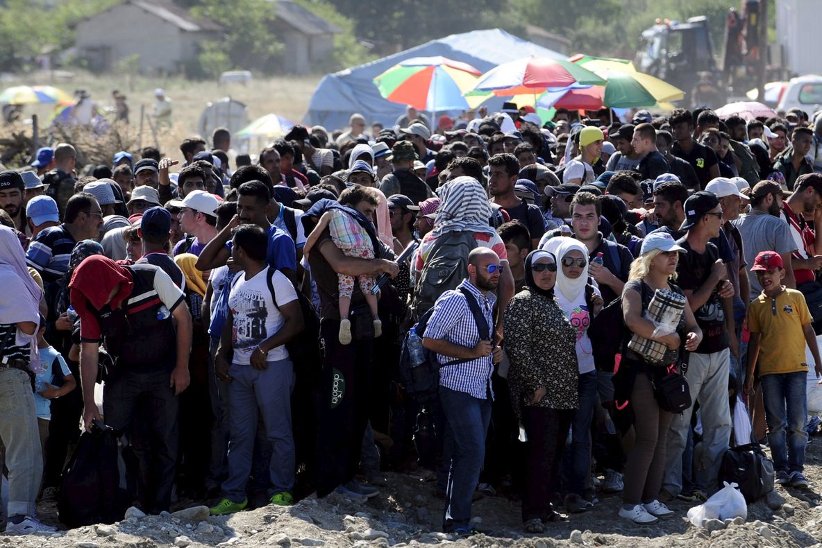 Criza imigranților. 10.000 de imigranți au intrat în Macedonia în ultimele 24 de ore