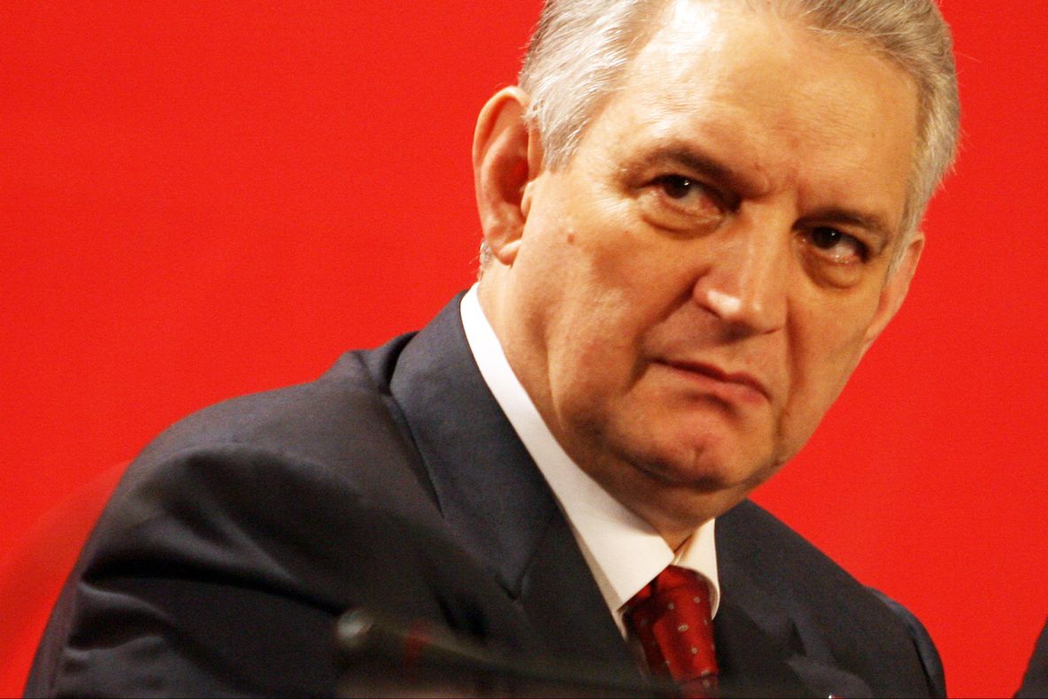 Ilie Sârbu şi Adriean Videanu, audiaţi la DNA în dosarul lui Ioan Niculae. Sârbu: Nu dau declaraţii 