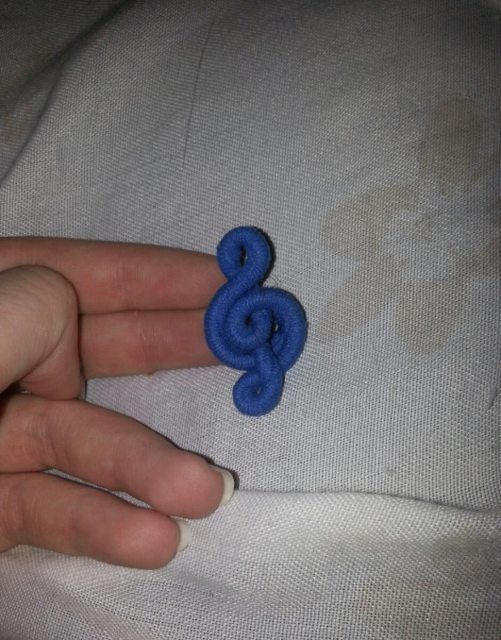 Fata care şi-a desfăcut părul prins în coadă şi a creat o isterie pe internet. Şi ea e surprinsă! 