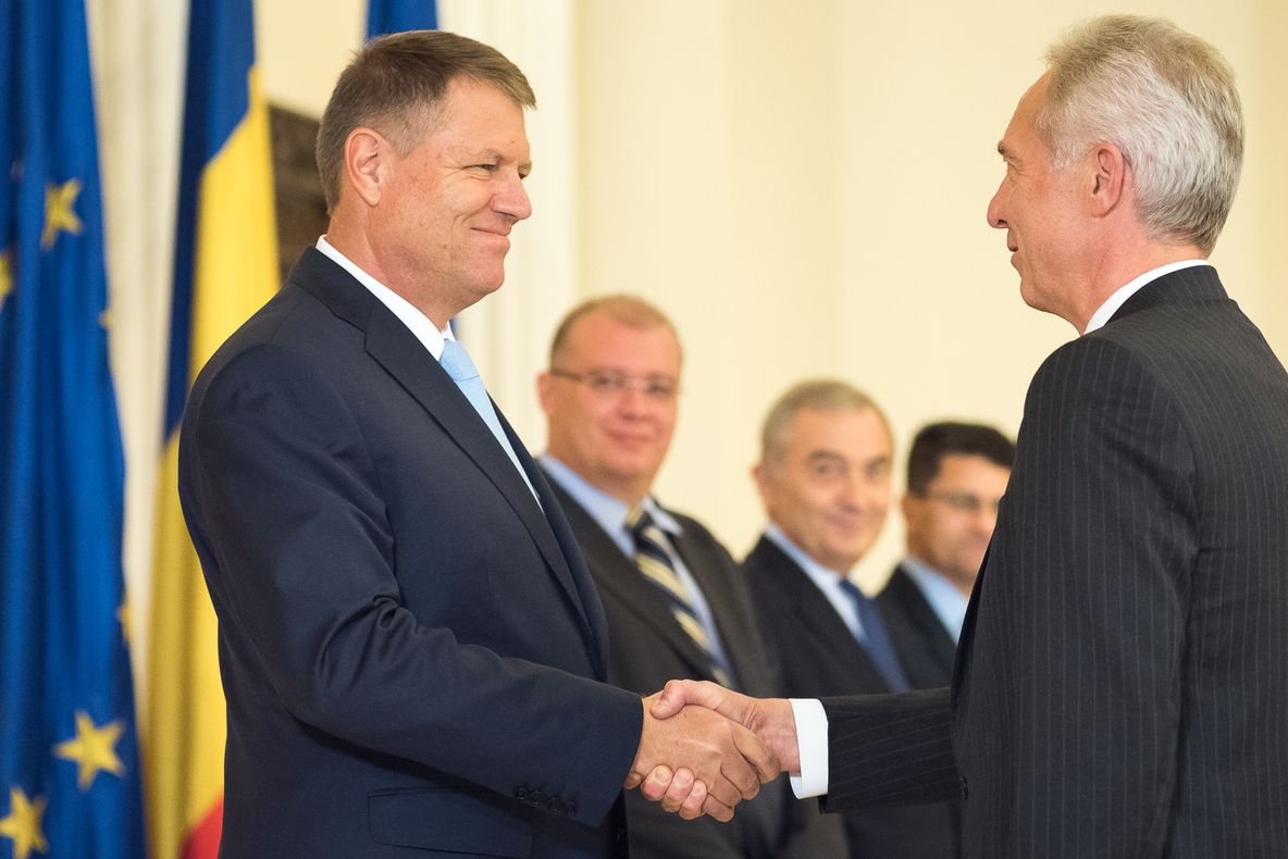 Iohannis l-a primit la Cotroceni pe ambasadorul american Hans Klemm. Despre ce au discutat 