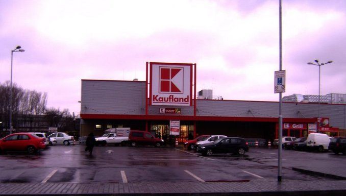 Evenimente șocante într-un hypermarket din Brăila: "Ieșeau oamenii cu fața acoperită de bluze!"