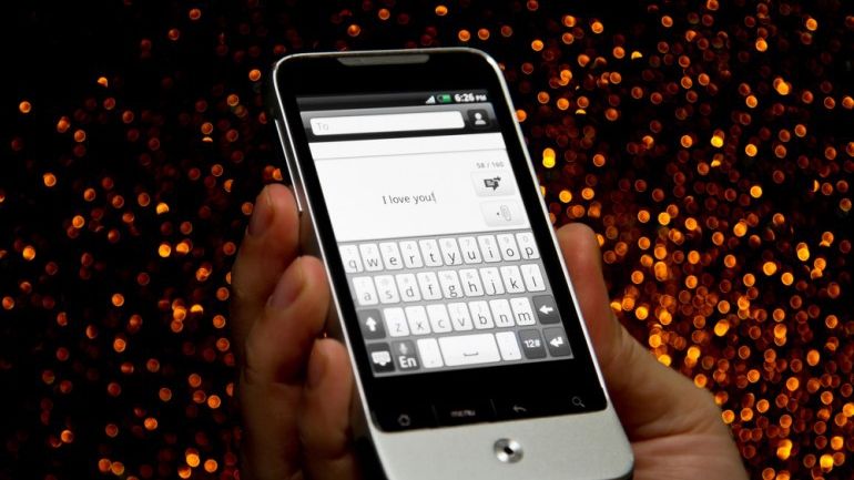 Mesaje de dragoste haioase, dar pline de emoție