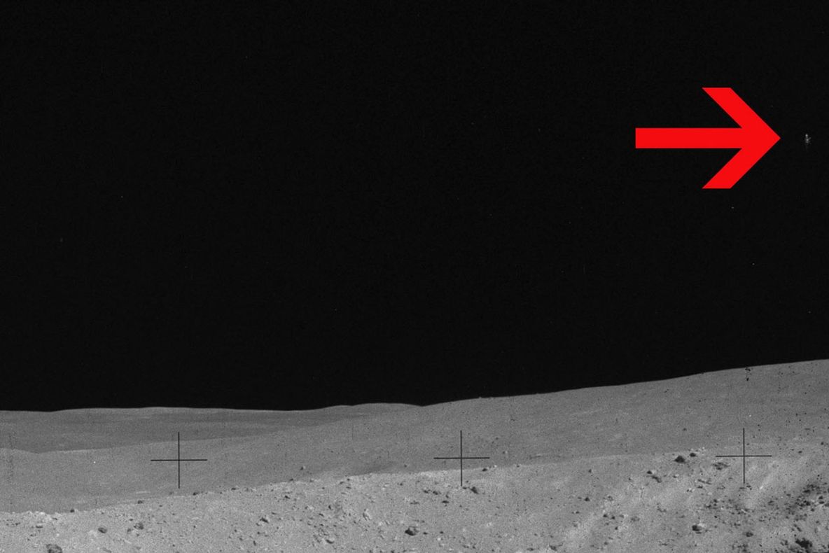 NASA a fotografiat extratereştri? Ce se vede în imaginile misiunii Apollo 